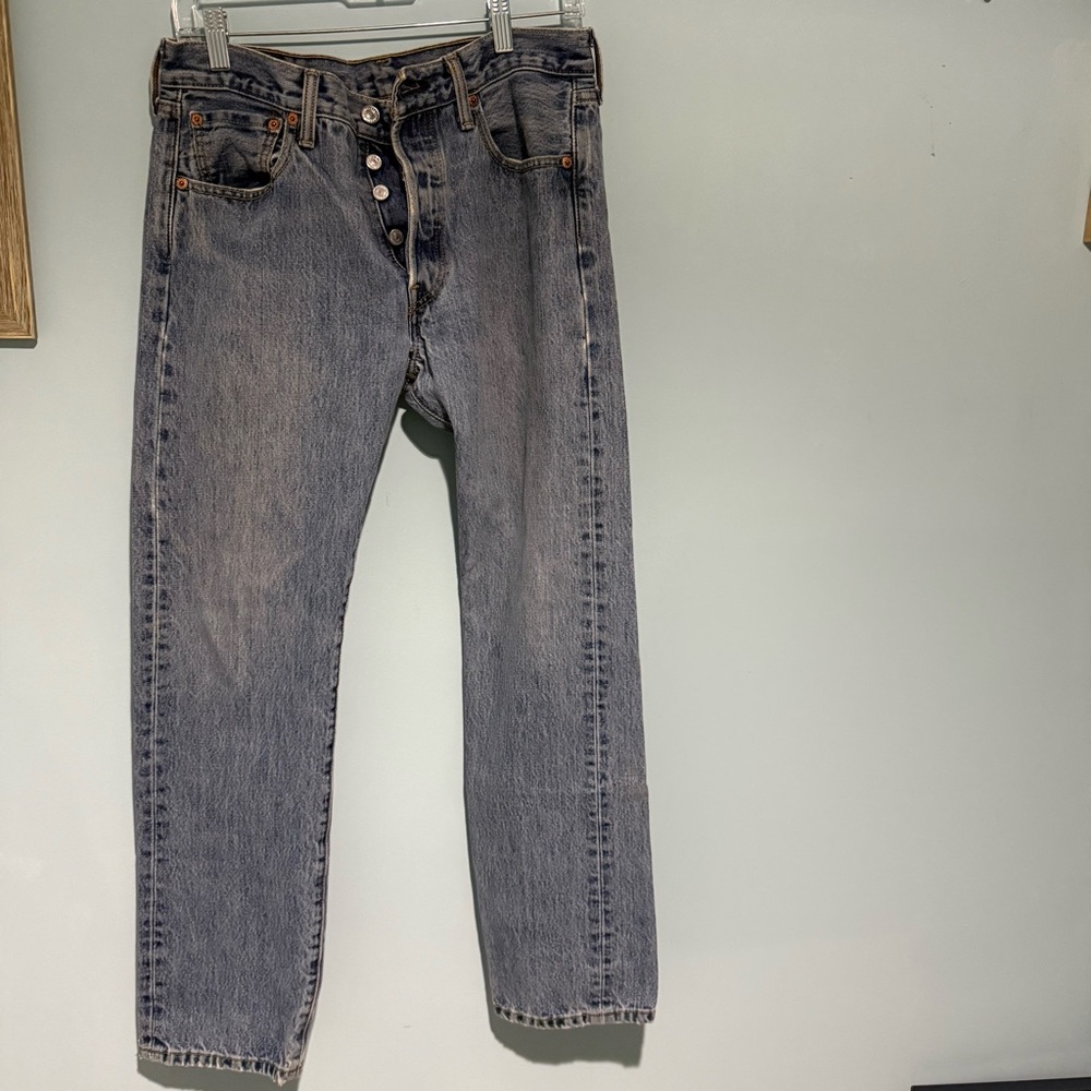 Levi's Straight Fit Gray Jeans